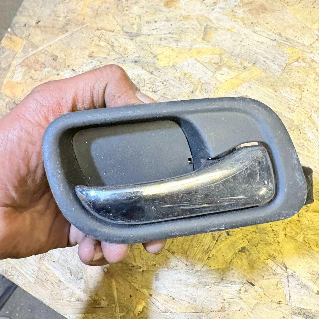 2003-2007 HONDA ACCORD DRIVER REAR RIGHT SIDE INNER DOOR HANDLE