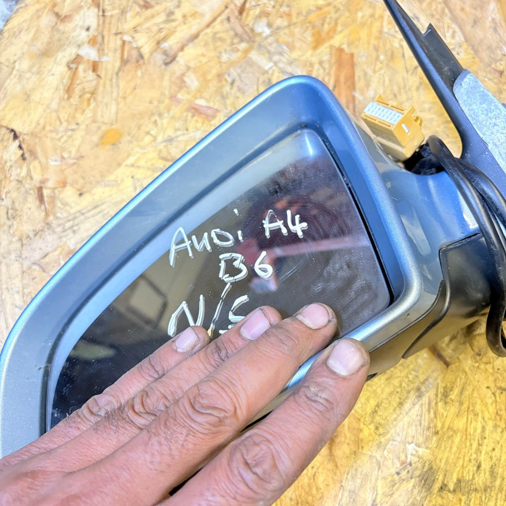 AUDI A4 B6 2001-2005 LEFT PASSENGER NSF ELECTRIC WING MIRROR BLUE SALOON AVANT