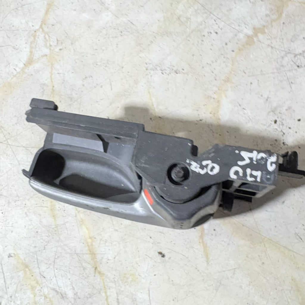 SUZUKI ALTO MK5 INTERIOR DOOR HANDLE DRIVER REAR 83110-68K0 2015 🌟