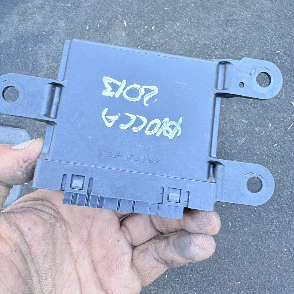 VAUXHALL OPEL MERIVA 2013 13354532 0263004446 6002JC1700 PARKING SYSTEM RELAY