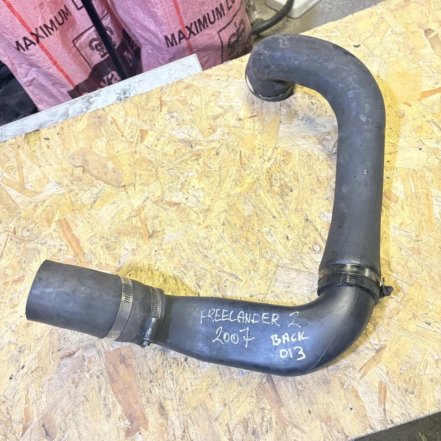 Land Rover Freelander 2 2.2 TD4 Intercooler Inlet Hose LR009799 2007-2010