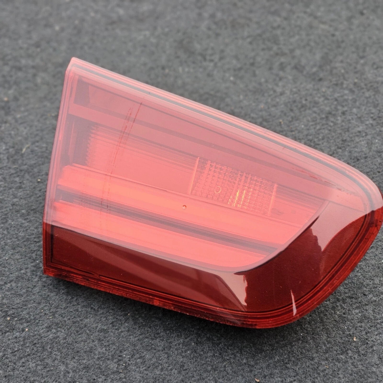 BMW 1 SERIES PASSENGER INNER REAR BOOTID LIGHT F20 F21 F03603500
