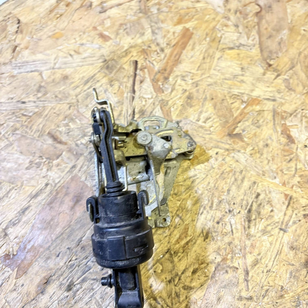 9075 Passenger rear door lock For MERCEDES E 300 3.0 TD W210 1999