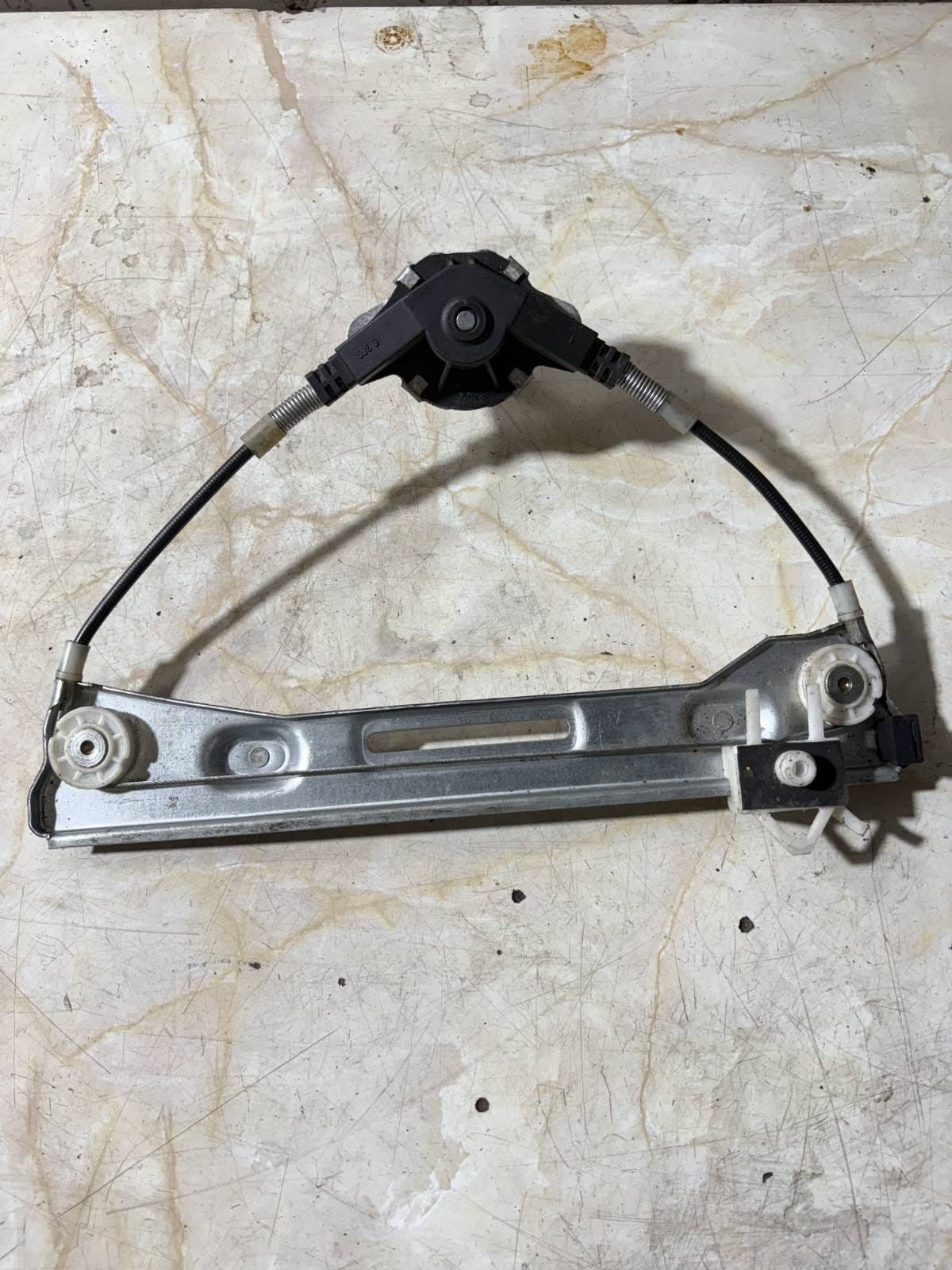 SUZUKI ALTO 2015 N/S Front Passenger MANUAL Window Regulator 83530M75J01