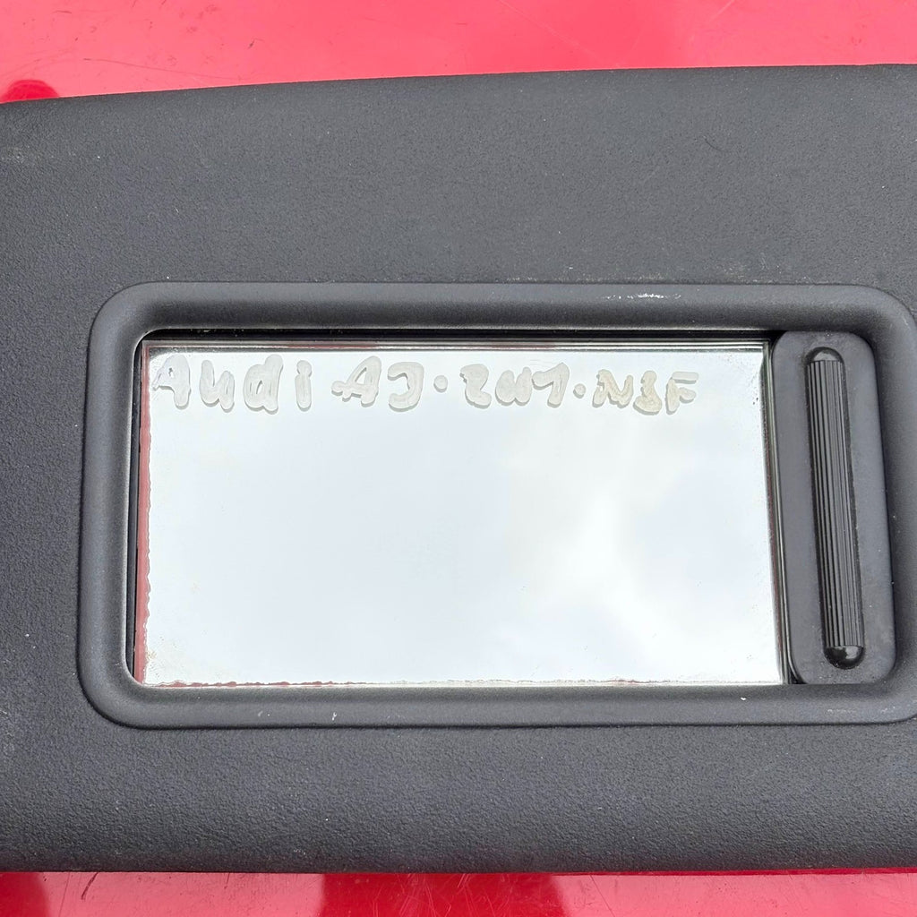 AUDI A3 8P PASSENGER SIDE FRONT LEFT SUN VISOR GREY 2003-2012 N/S 8P0857551