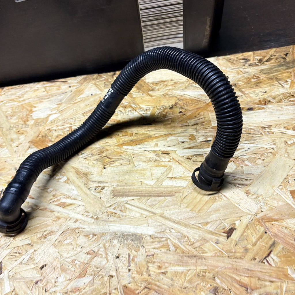 Audi TT 2006-2014 Engine Breather Pipe Hose