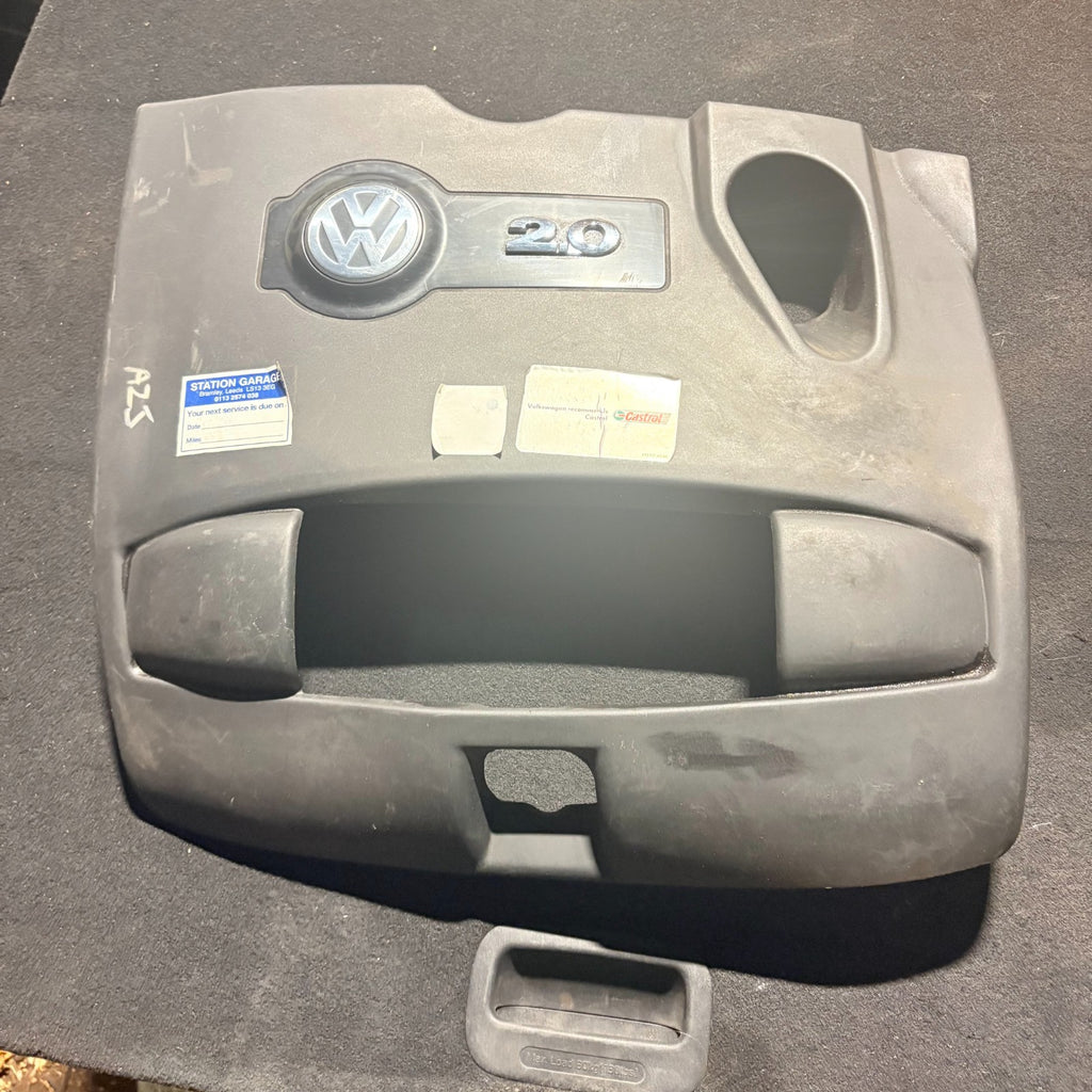 VW New Beetle Bora Jetta 2.0 Engine Cover Intake Manifold 06A103925CM