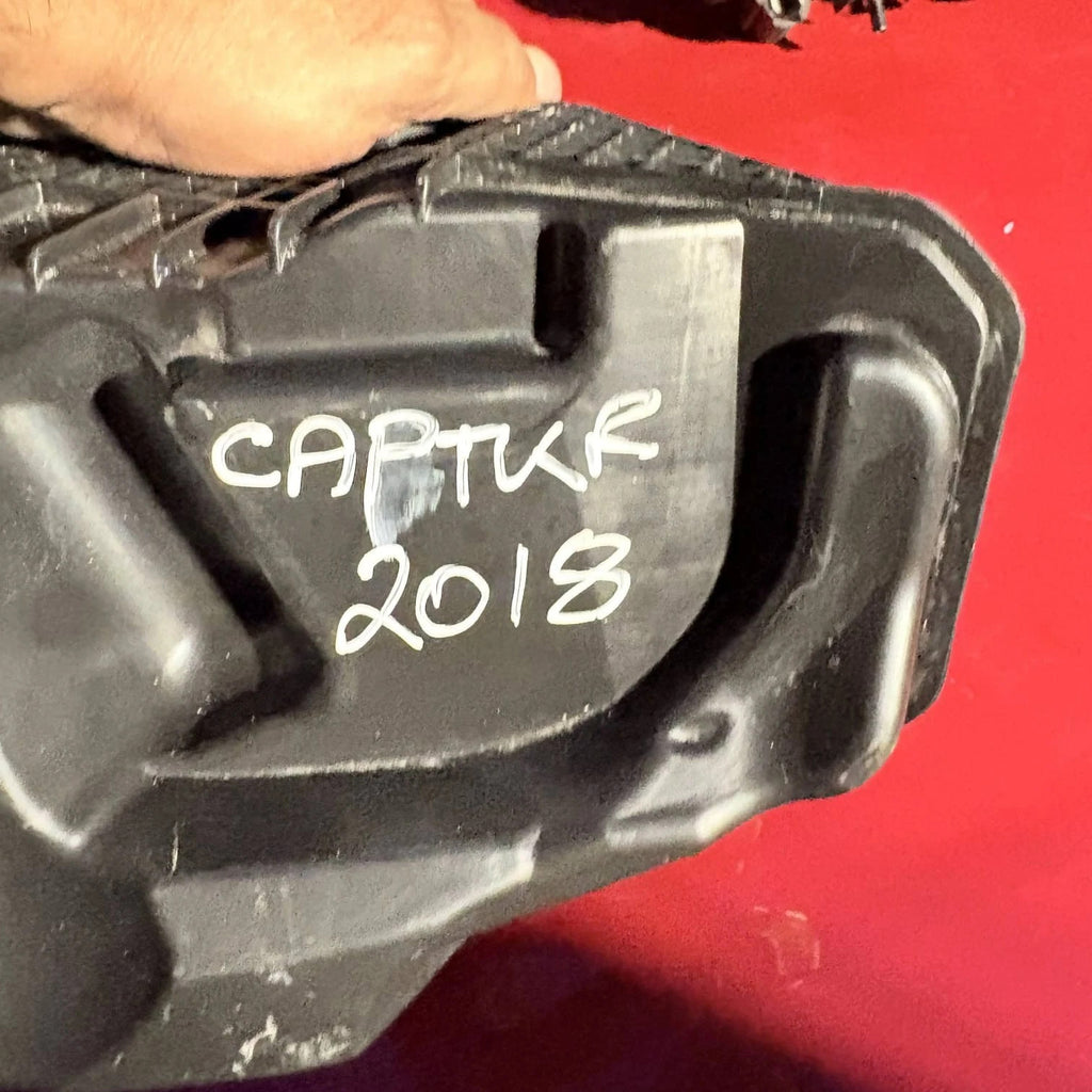 Renault Captur Mk1 0.9 TCe Air Filter Box Housing H8201173592 2013-2019