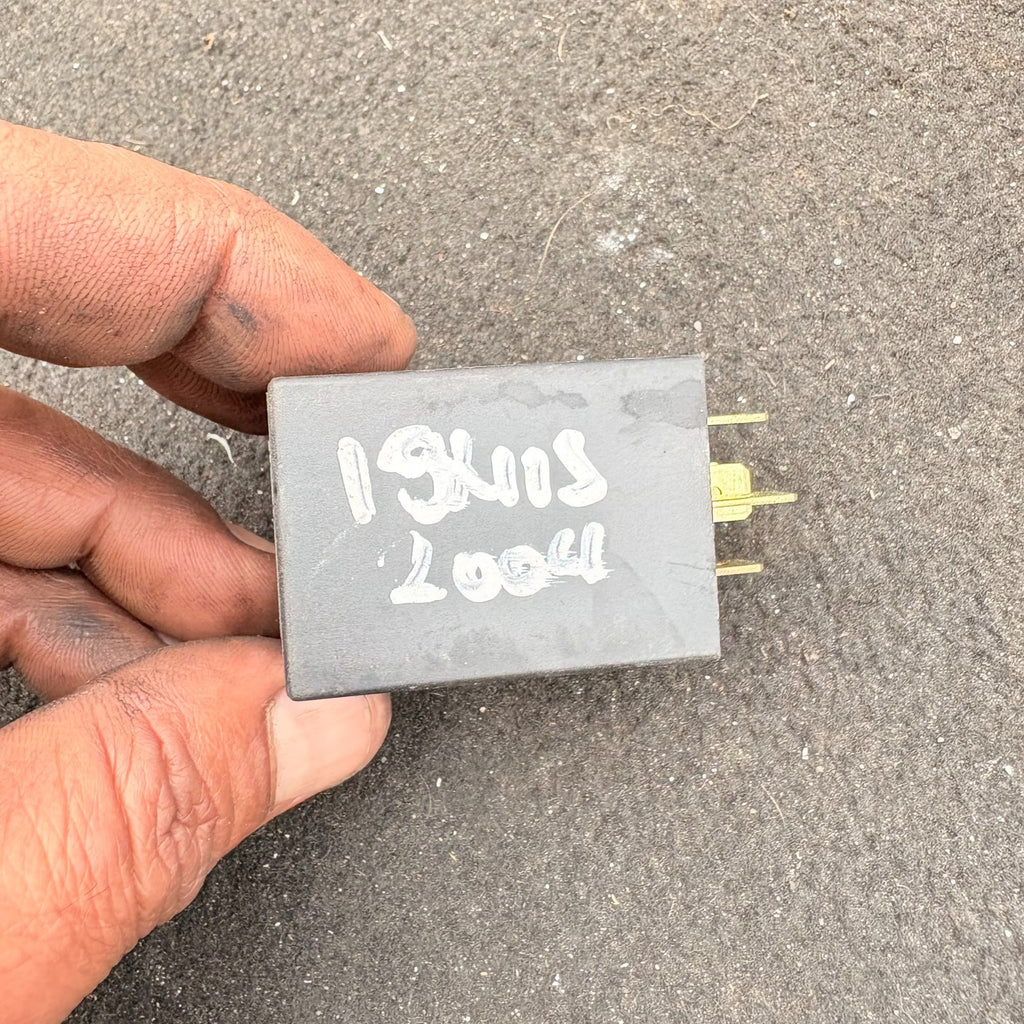 Suzuki Ignis 2004/Relay module/90069864