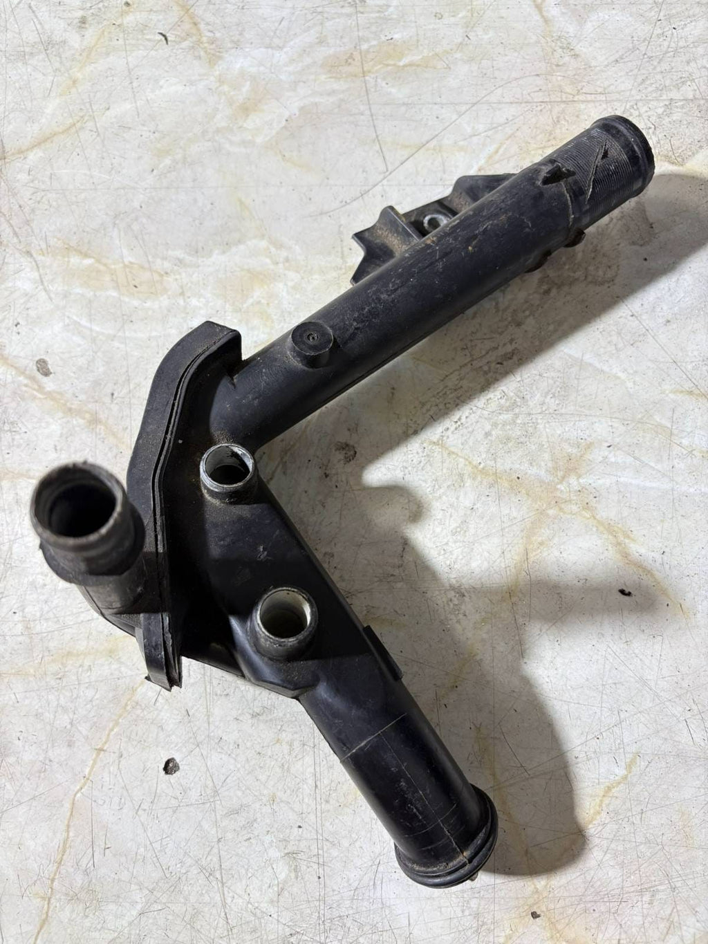 12-15 MERCEDES A CLASS A180 W176 THERMOSTAT WATER COOLANT PIPE 1.5 CDI DIESEL