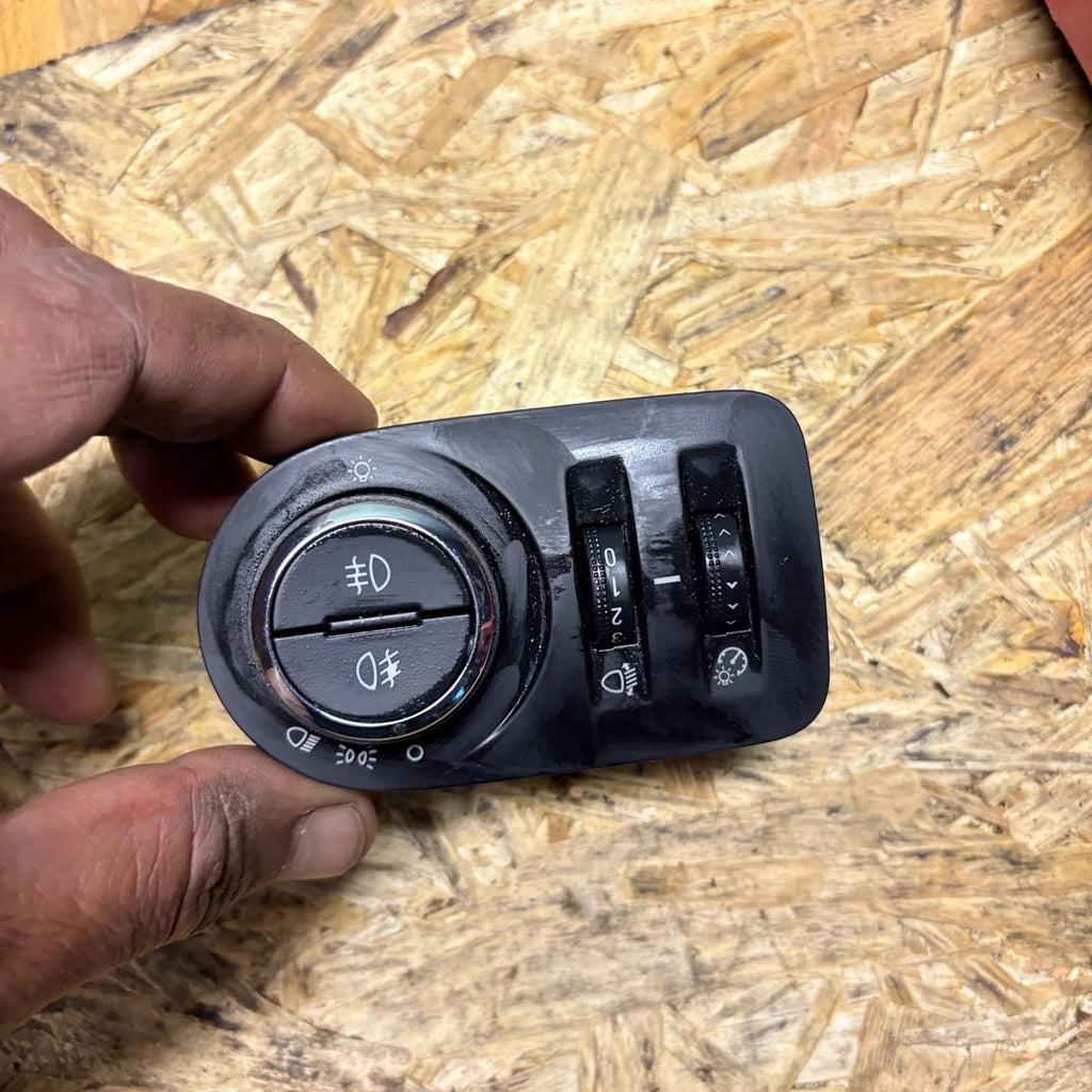 VAUXHALL CORSA D HEADLIGHT CONTROL SWITCH 321414 2014