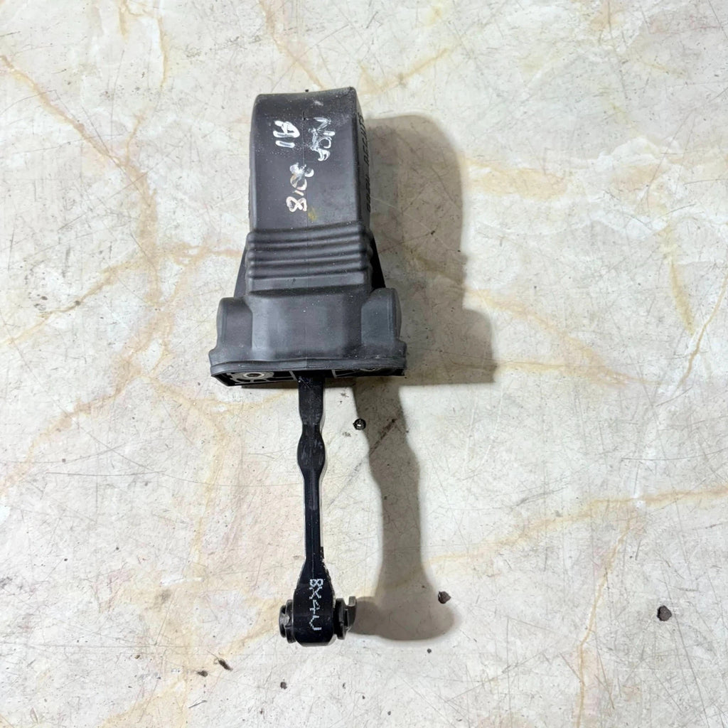 10-18 AUDI A1 LEFT FRONT DOOR CHECK STRAP 8X08372675 DOOR