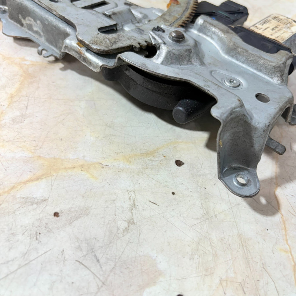 Vauxhall/Opel Corsa C 2000-2006 Front Left Window Regulator Motor 24466593