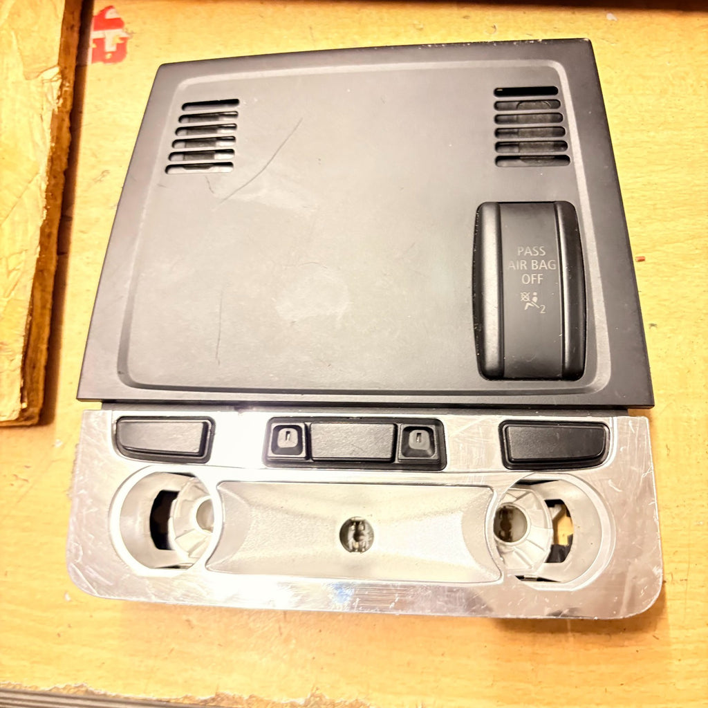 BMW 1 Series 118d E87 2007-2011 Front Roof Light Switch Unit