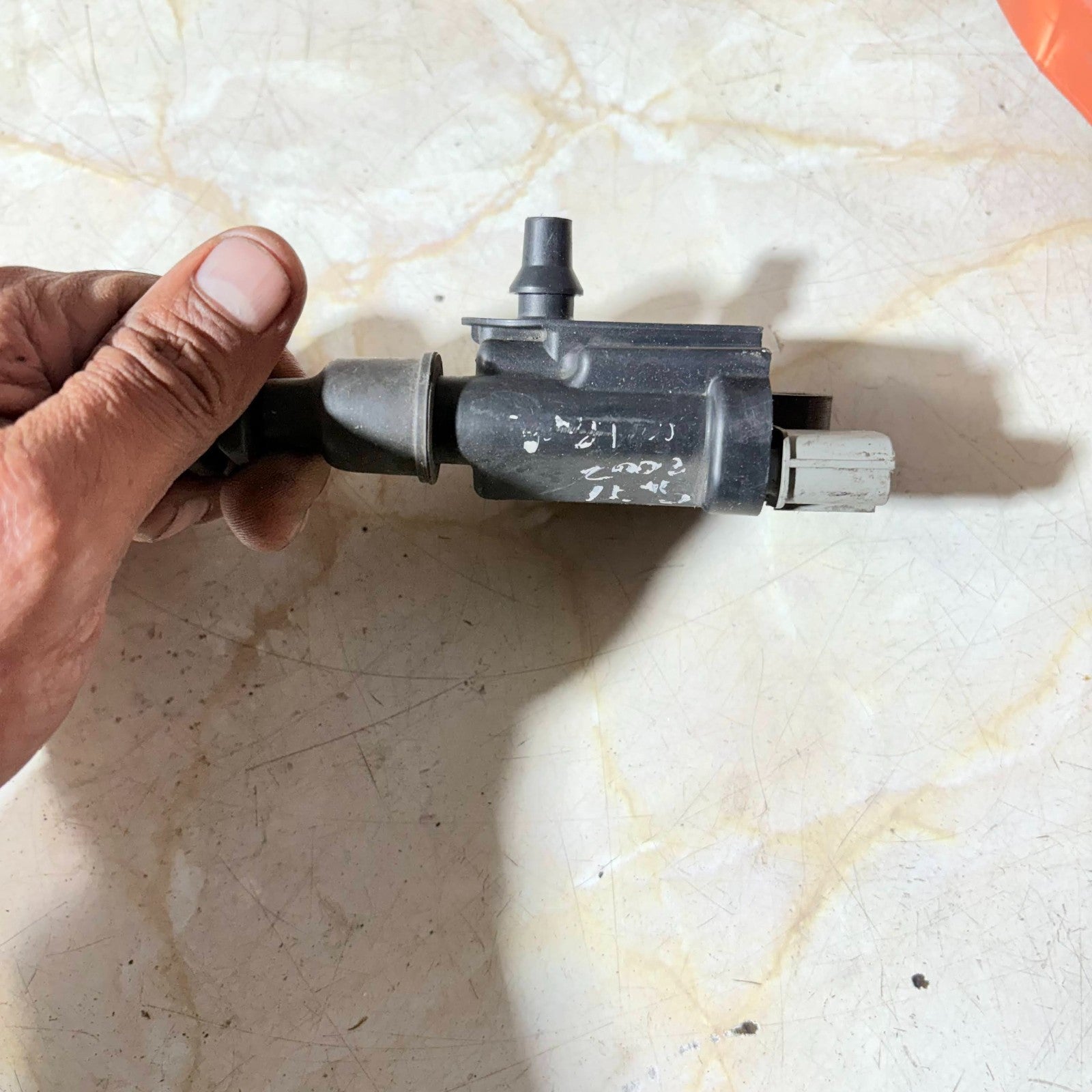 SUZUKI SWIFT III MZ 1.3 T-42629 Ignition Coil