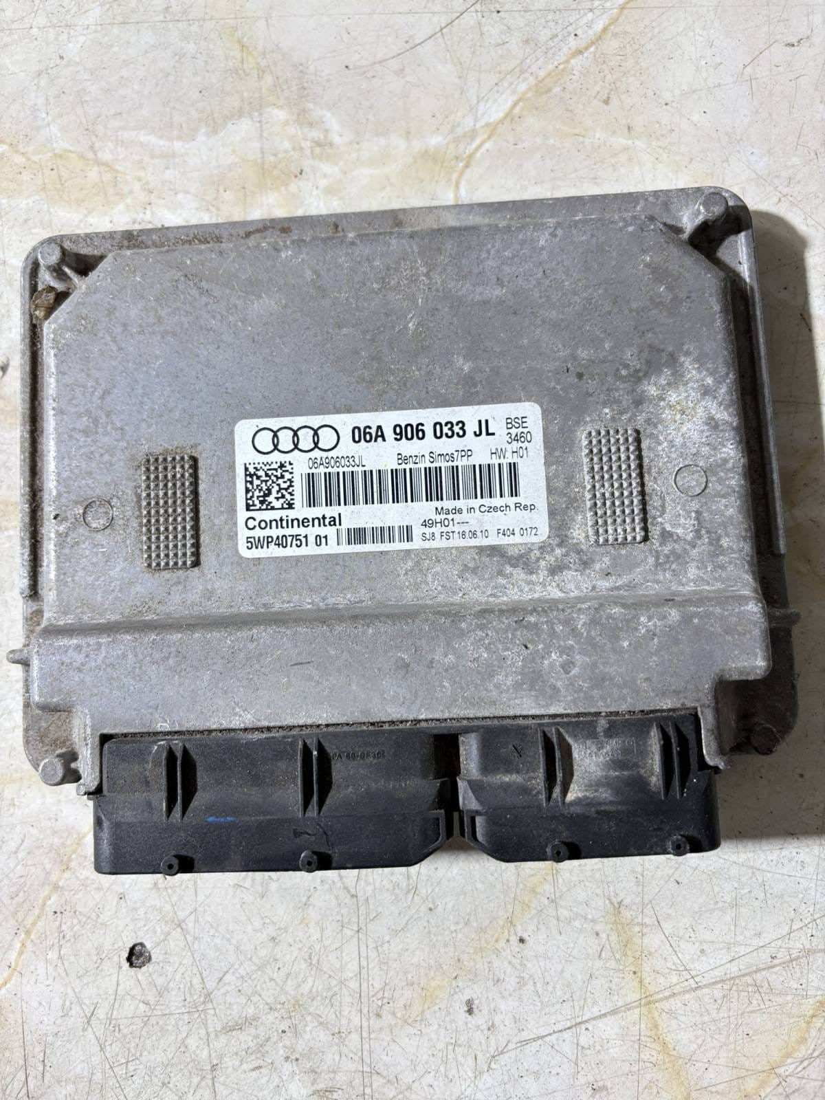 Audi A3 8P 8PA 1.6 MPI Engine ECU 06A906033JL 5WP40751 SIMOS 7PP Module