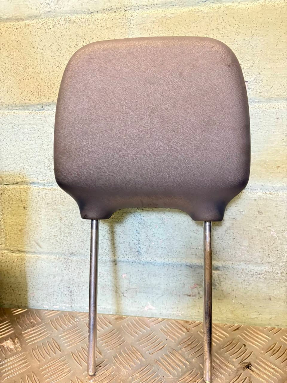 MERCEDES SPRINTER 2006-2008 W906 TRUCK HEADREST