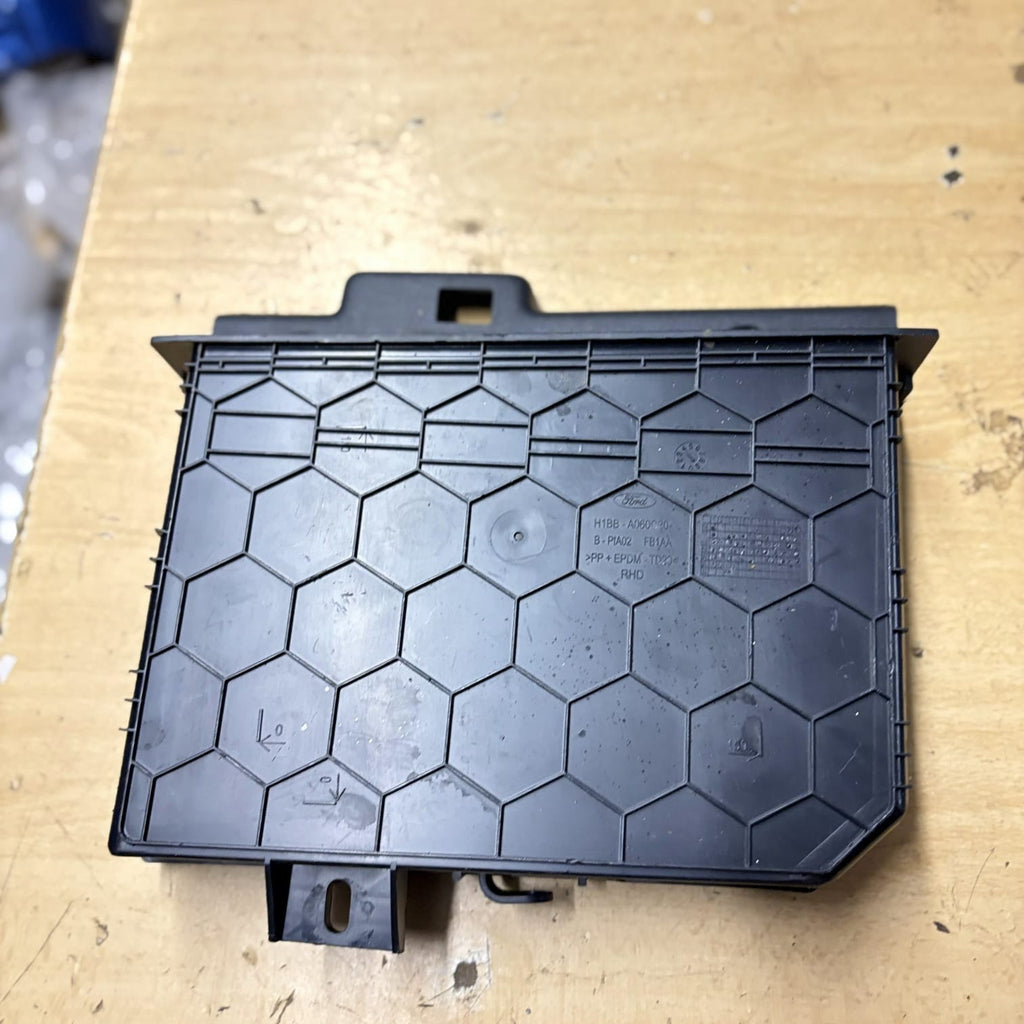 FORD FIESTA MK8 ST DASH COMPARTMENT H1BB-A060C20 2021 YS68
