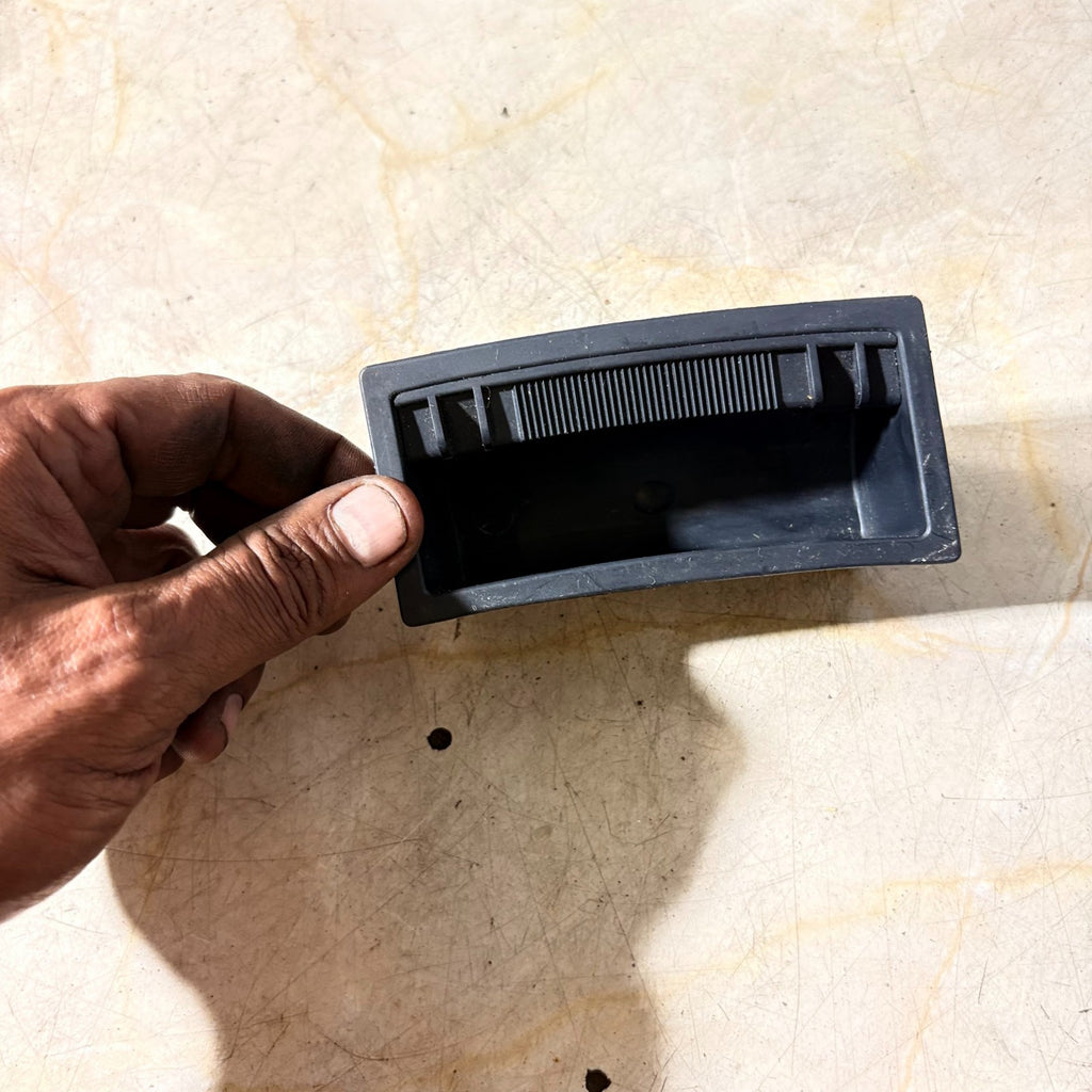 84550-3E000-HP Kia Sorento BL 02-06 Dashboard Center Console Ash Tray Pocket
