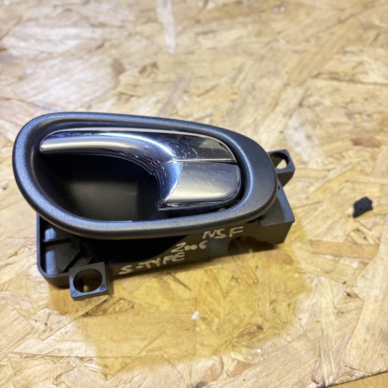 2006 Jaguar S Type X200 Passenger Front Inner Opening Handle 2R83F24995