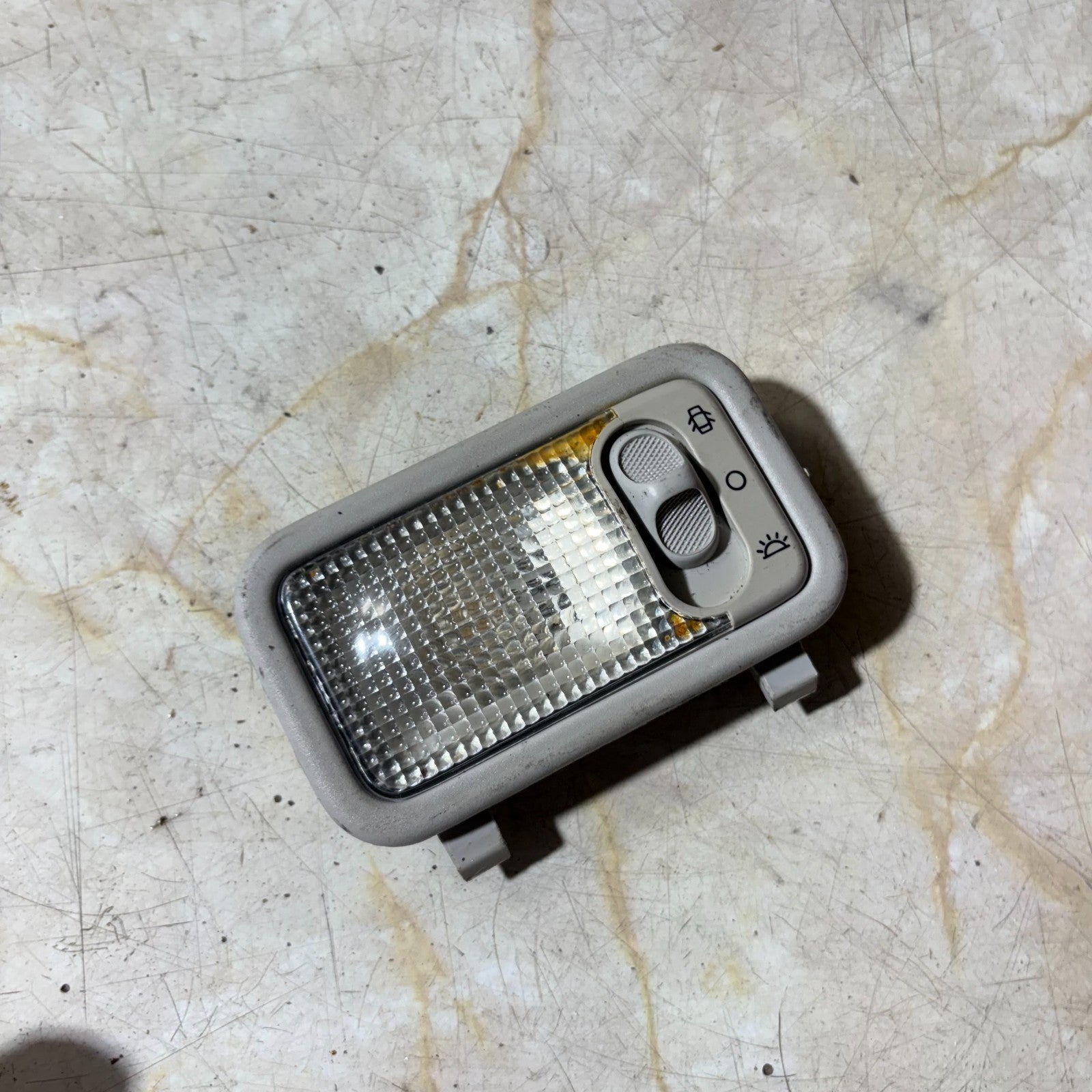 9810095677 INTERIOR LIGHT FOR CITROËN C3