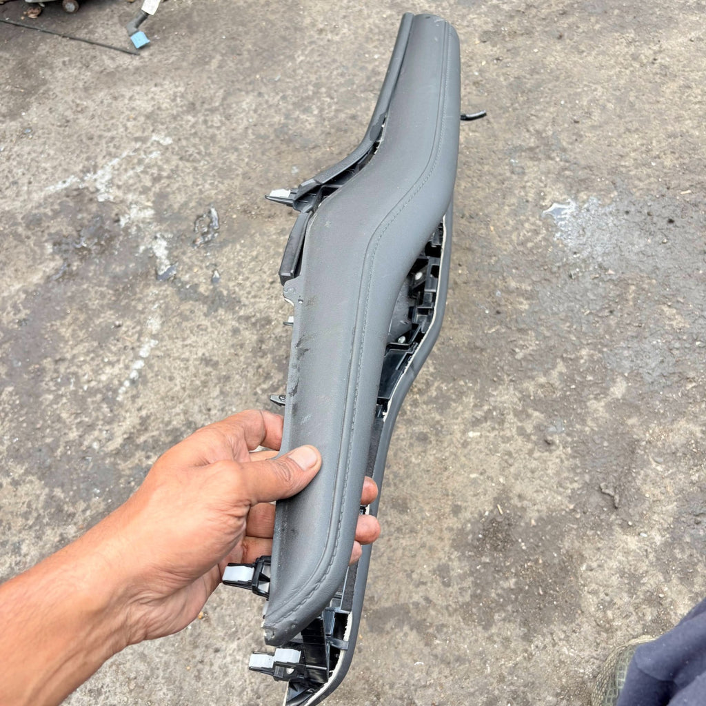 2018 HONDA HR-V FRONT CENTRE CONSOLE TRIM