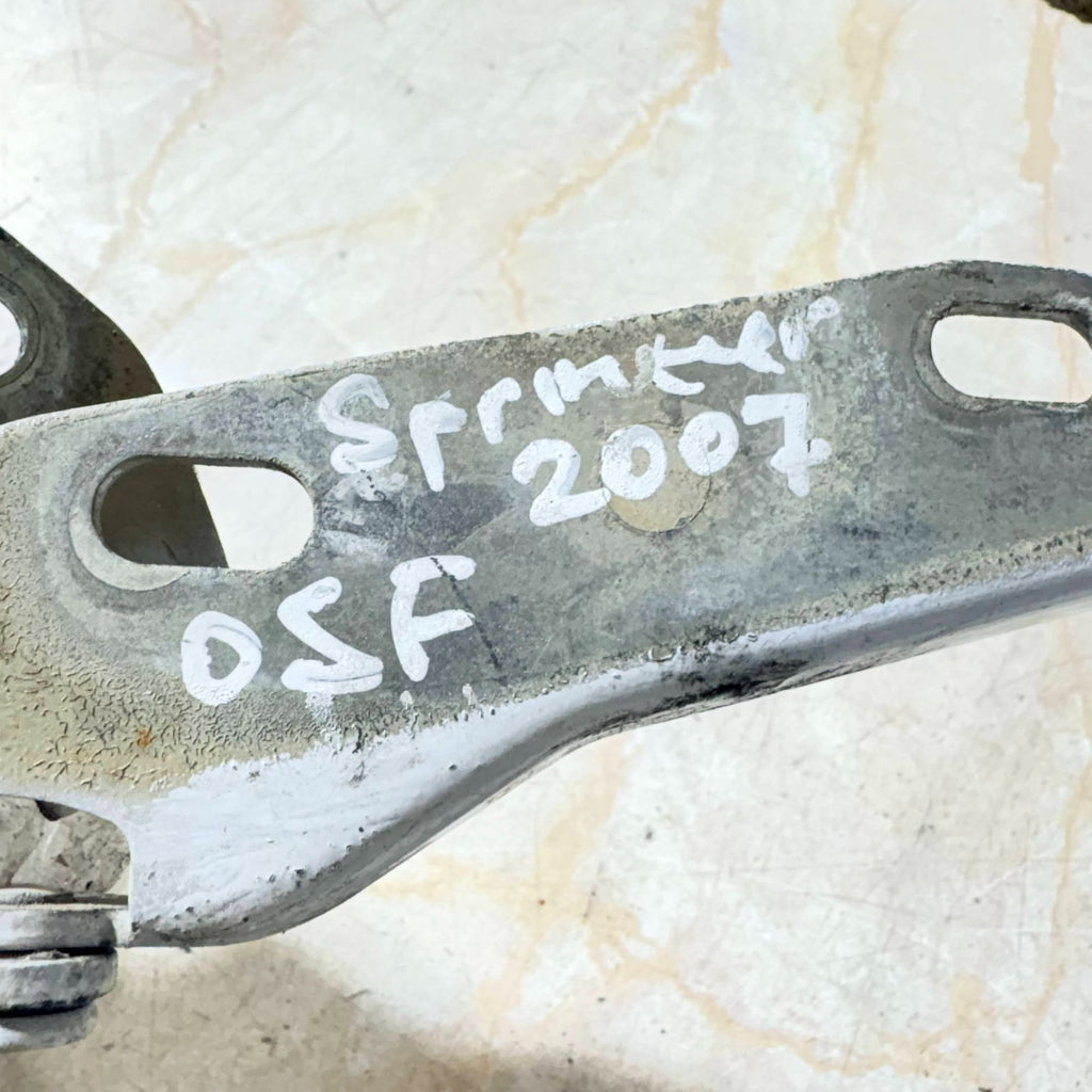 2006-2018 MERCEDES BENZ SPRINTER 2500 HINGE Right FRONT 906-750-01-21