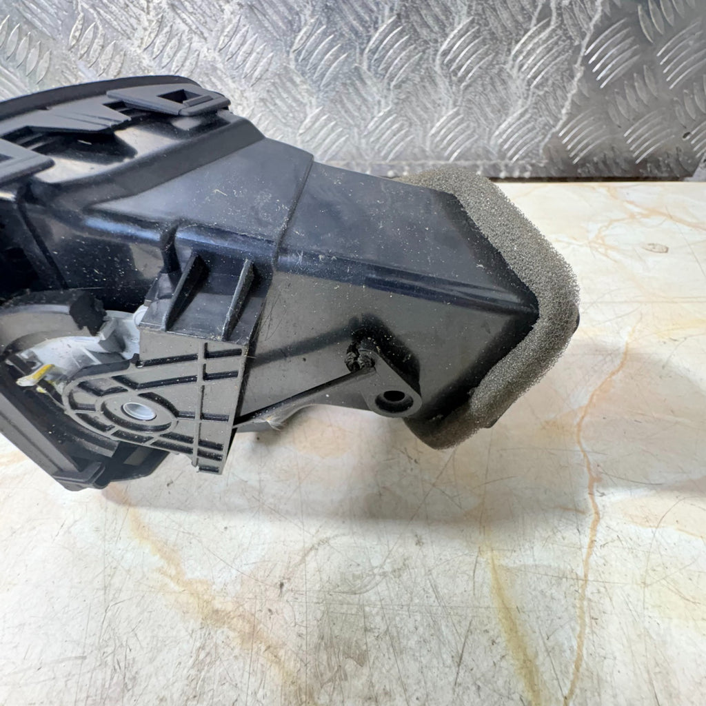 VW Golf Mk5/Rabbit GTI 2006-2009 Dash Air Vent Left (NS) 1K0819703