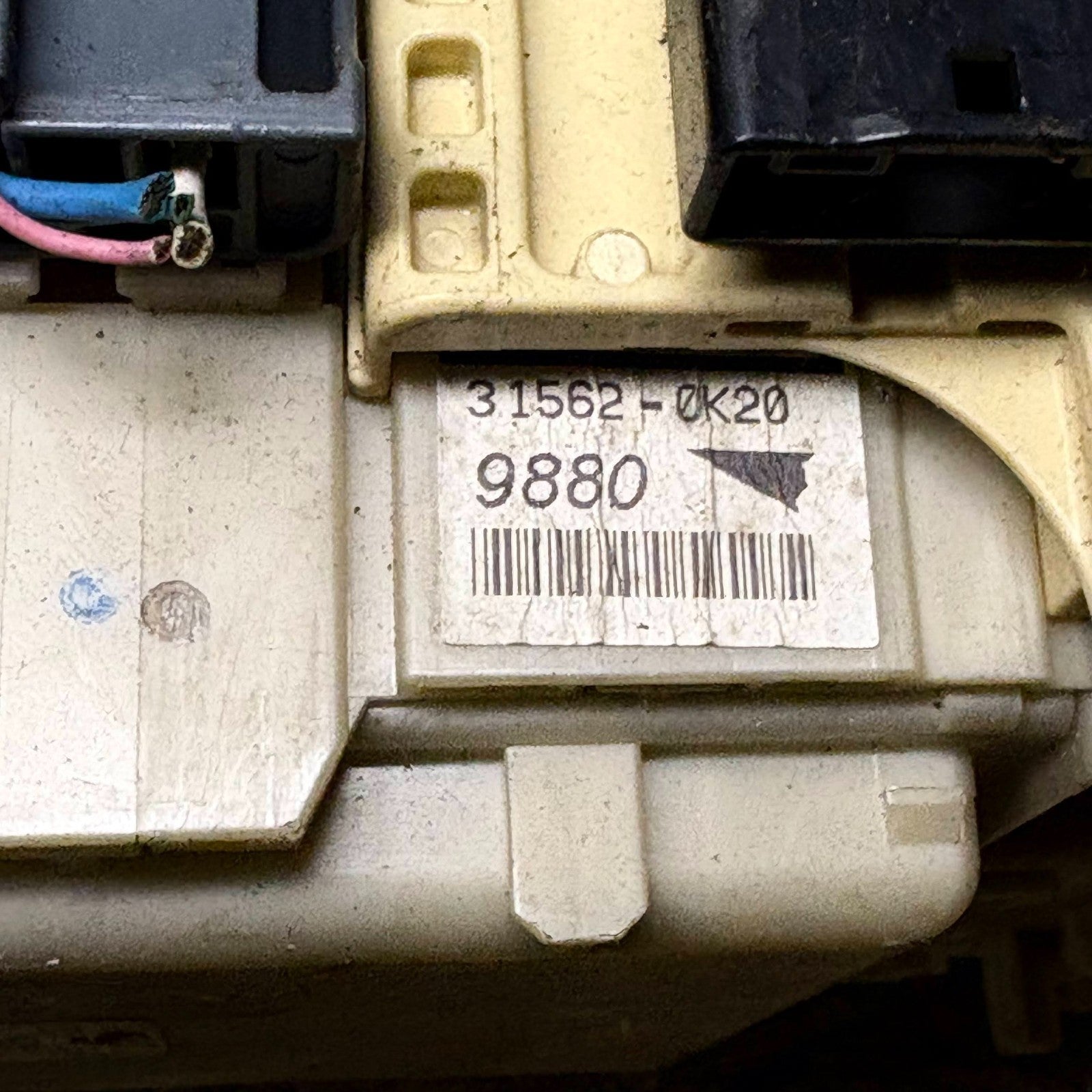 Toyota Yaris 1.3 Petrol 2006-2011 Fuse Box 82730-00290