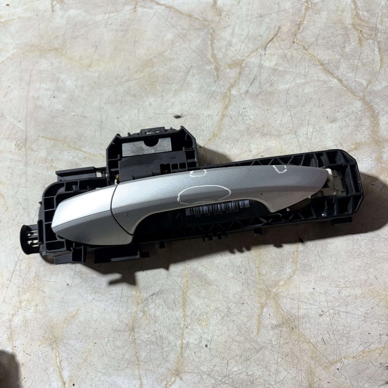 Mercedes E-Class W212 W176 W204 W246 CLA GLA Left Door Handle A358601