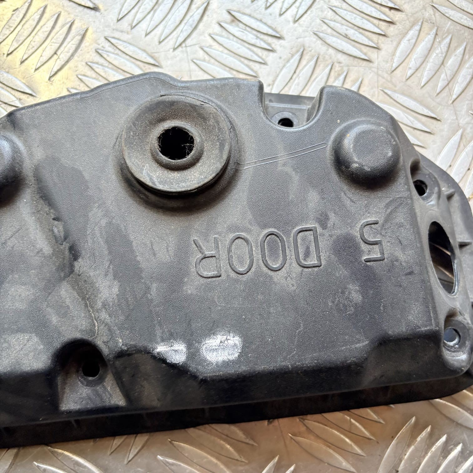 Range Rover Evoque L538 2012-2018 Rear Wiper Motor Cover 5 Door BJ32-17C412-AB