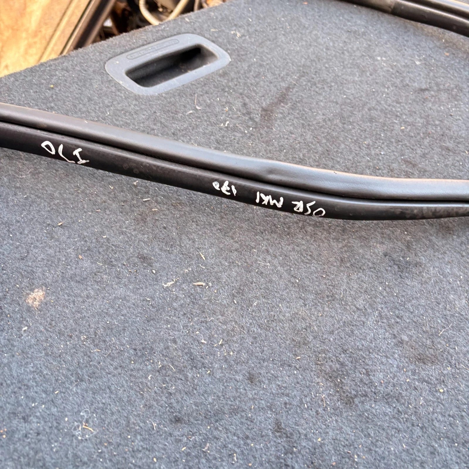 Hyundai i30 MK1 FD 07-12 Rear Right Offside OSR Door Body Weatherstrip Seal