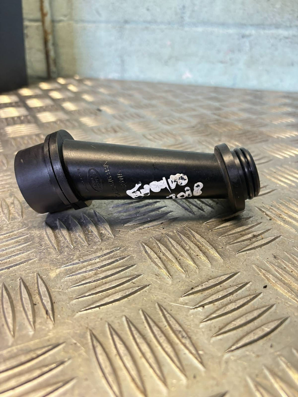 2018 LANDROVER DISCOVERY SPORT L550 TD4 OIL FILLER NECK AND CAP G4D36763BA