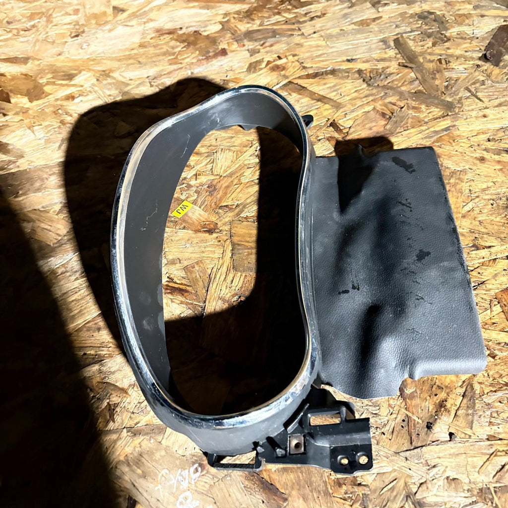 Vauxhall Mokka X 2016‑2019 Instrument Cluster Speedometer Surround Trim