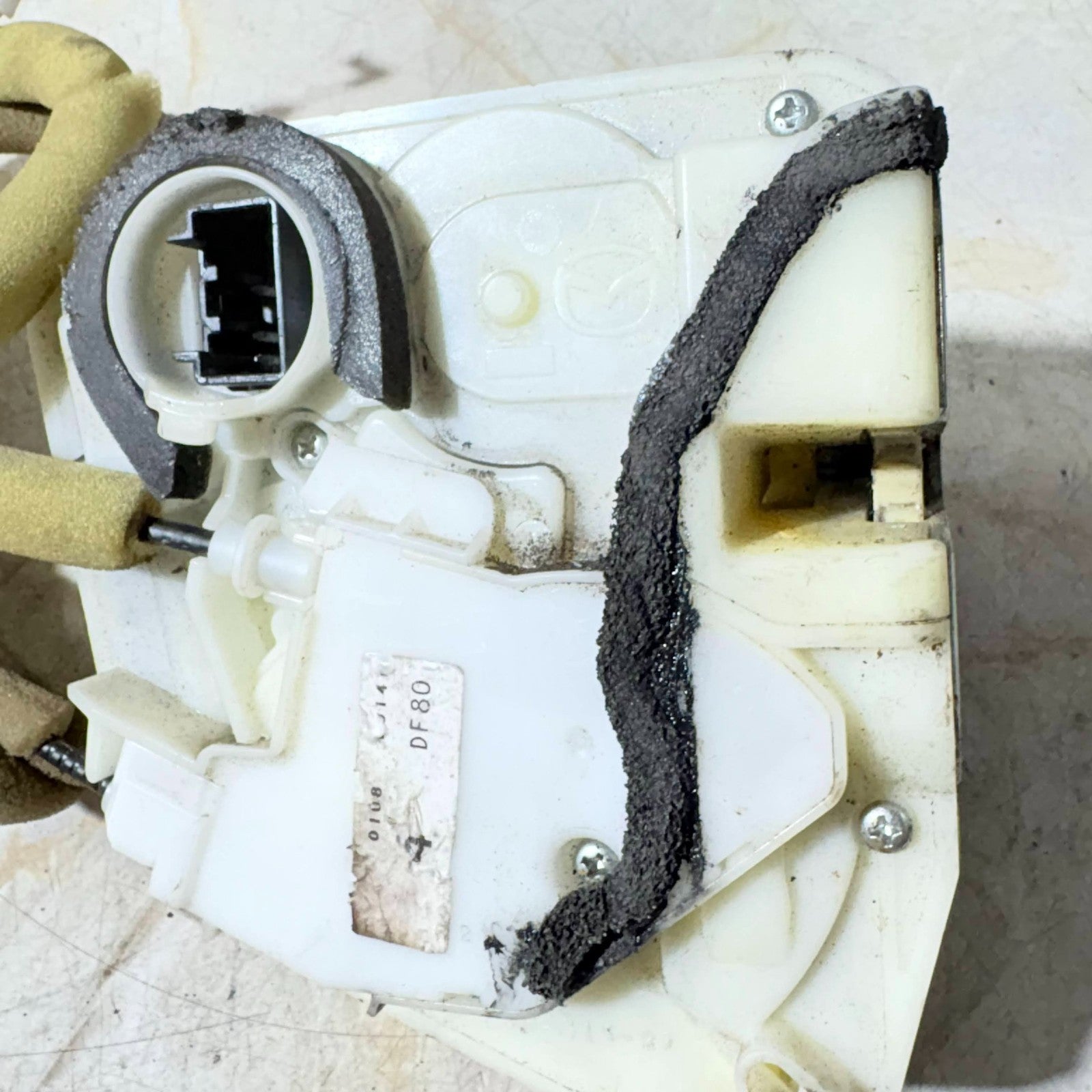2011 MAZDA 2 PASSENGER REAR LEFT DOOR LOCK