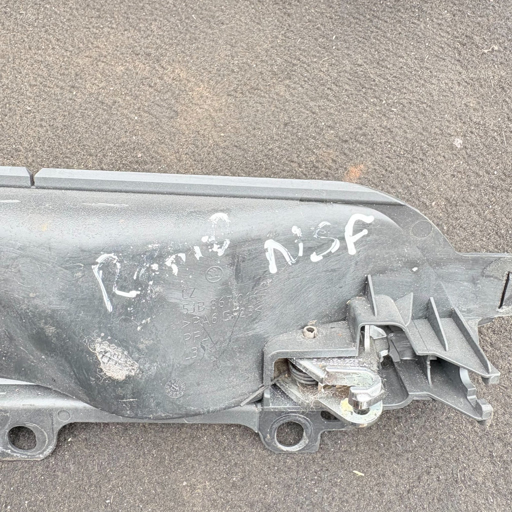 Skoda Rapid Front Left Inner Door Handle With Speaker 5JB867011A