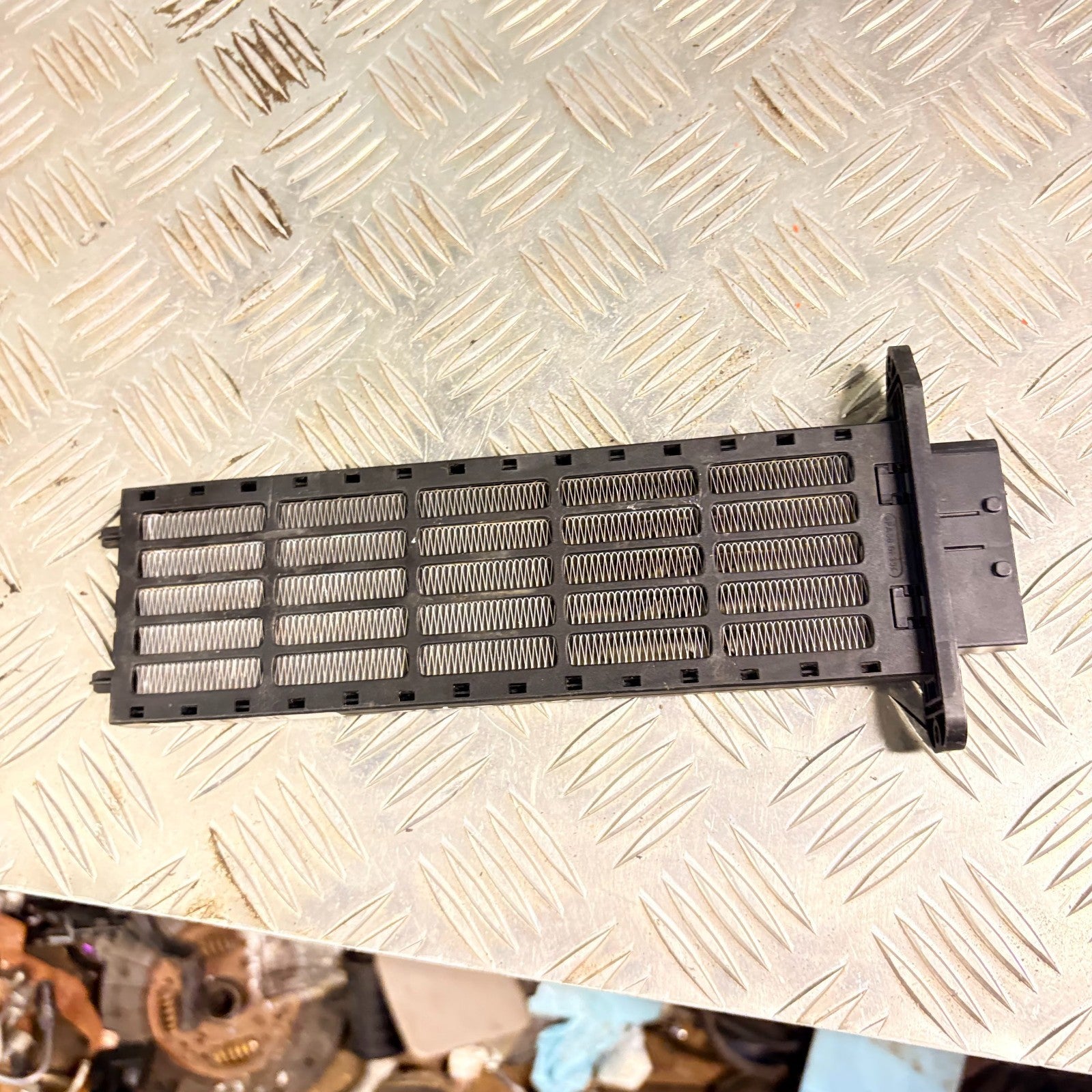 DODGE 2006 ELECTRIC AUXILIARY HEATER RADIATOR MATRIX AA0134100350