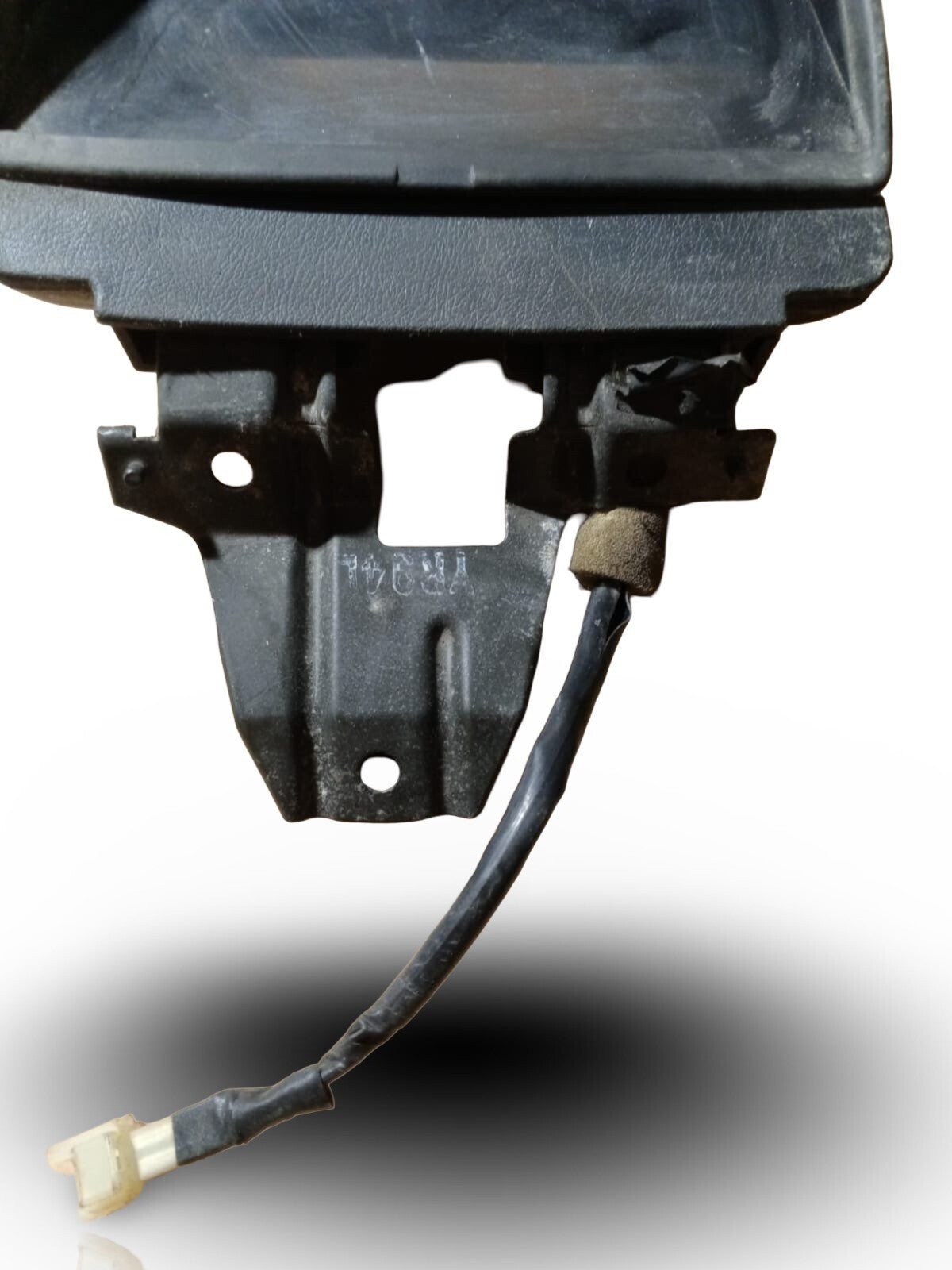 TOYOTA COROLLA 1996 5DOOR HATCH THIRD HIGH LEVEL BRAKE LIGHT