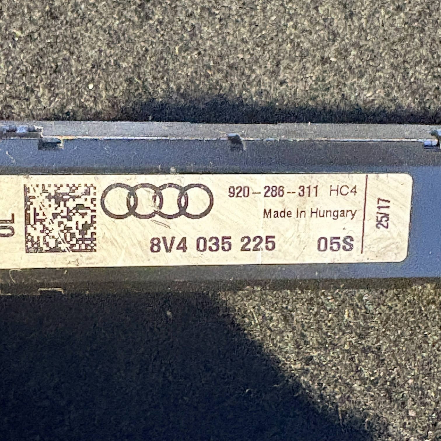 Audi A3 8V Antenna Amplifier Aerial Module Booster Control Unit 8V4035225