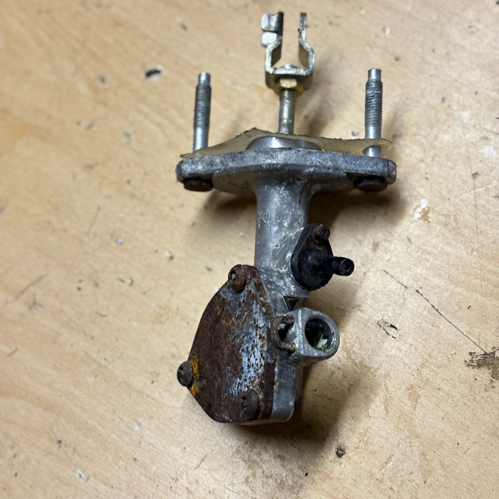 Honda FR-V (BE) Clutch Master Cylinder Hydraulic 2004-2009 Manual 46920-S9A-J05