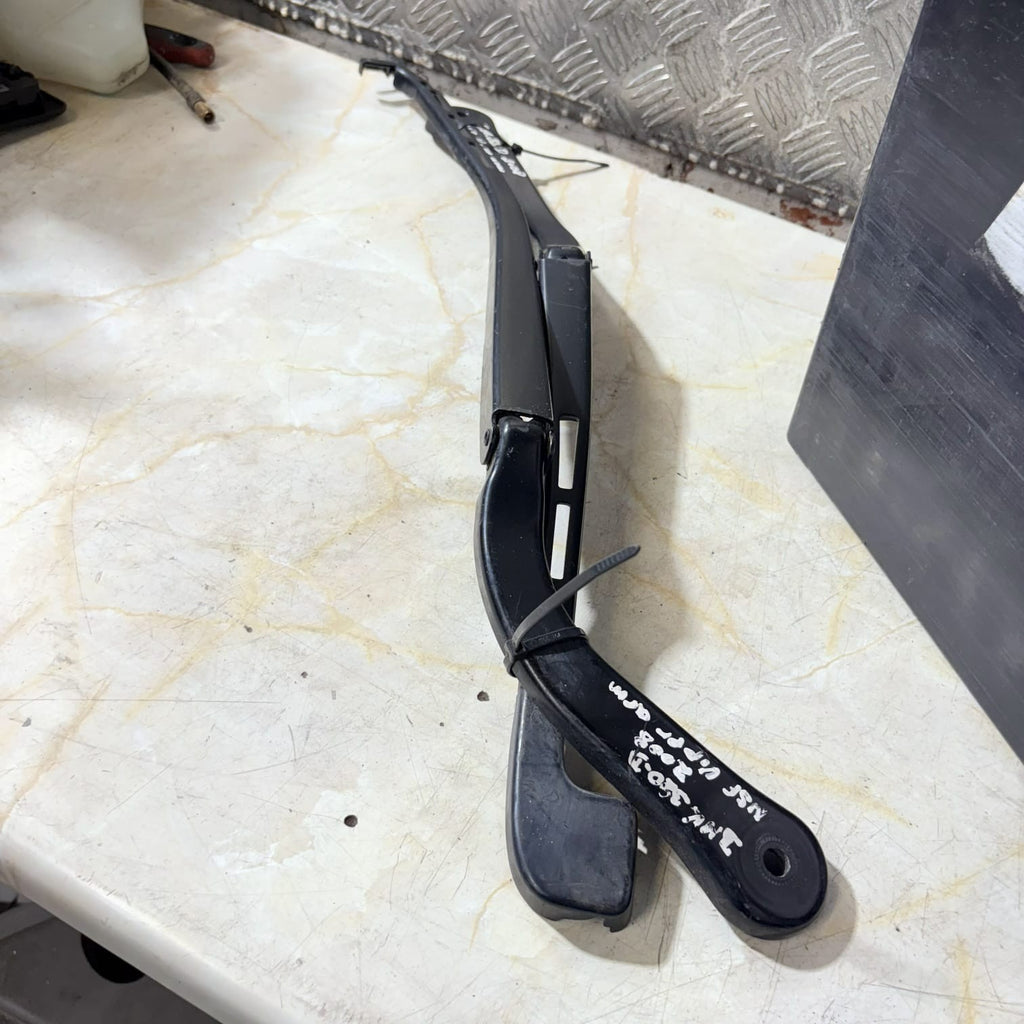 BMW 3 Series 320d E90 E91 E92 LCI RHD OSF Front Right Wiper Arm 09/2008-2013