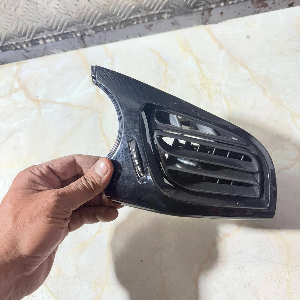 Citroen DS3 2010-2016 Right Driver Dash Heater Air Vent