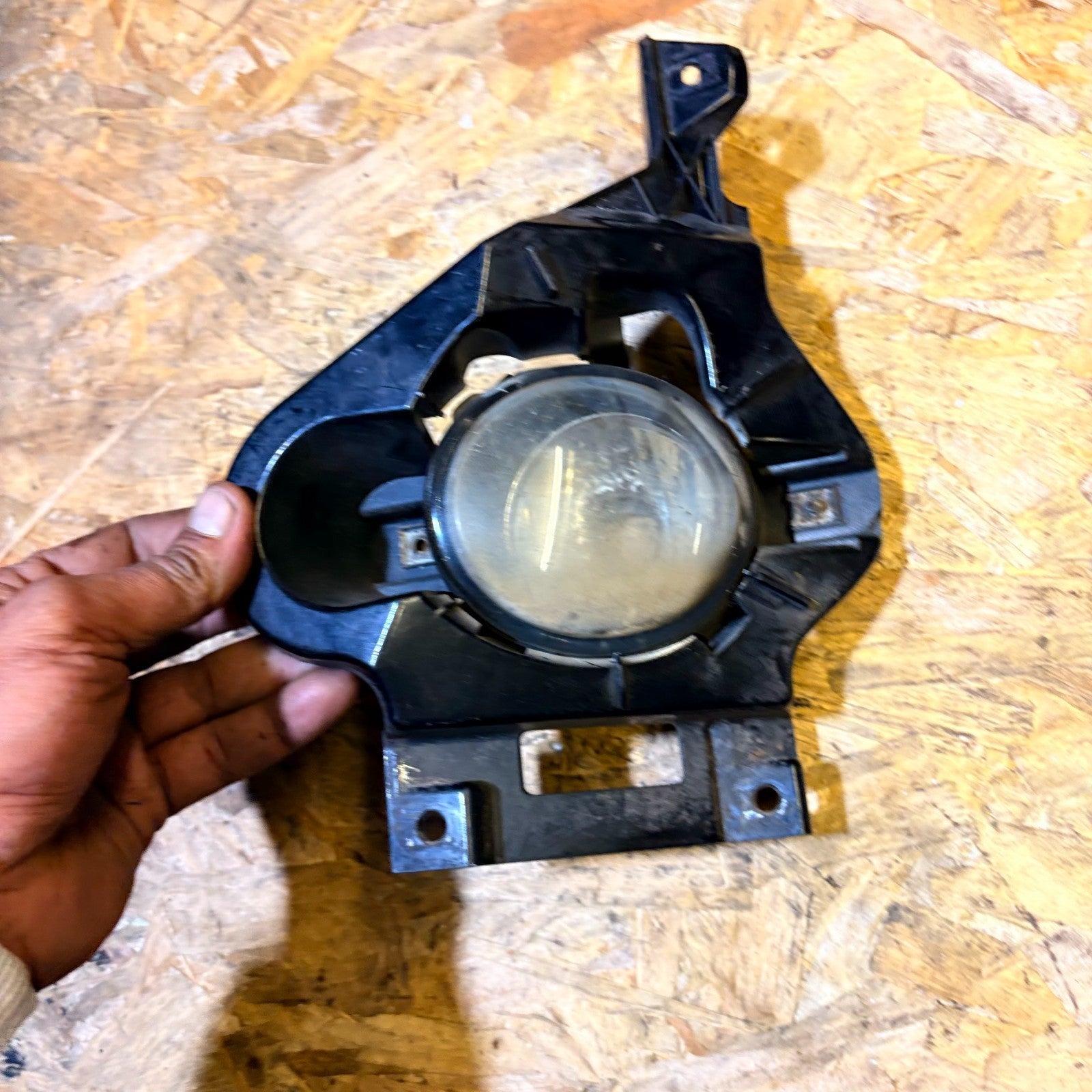 BMW 116 2005 LEFT FRONT FOG LAMP 5 DOOR ESTATE 63176924655