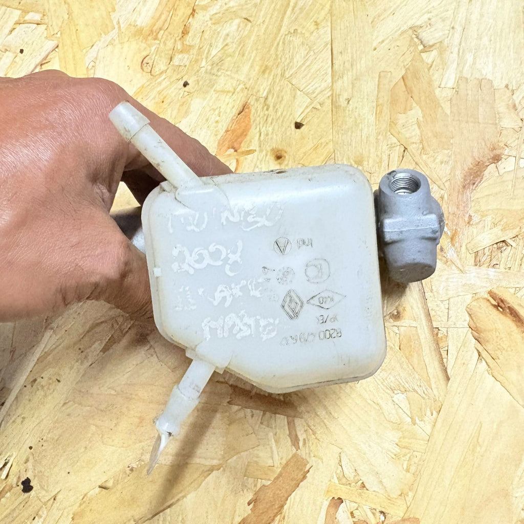 RENAULT TWINGO 2007-2008 BRAKE MASTER CYLINDER 8200479632