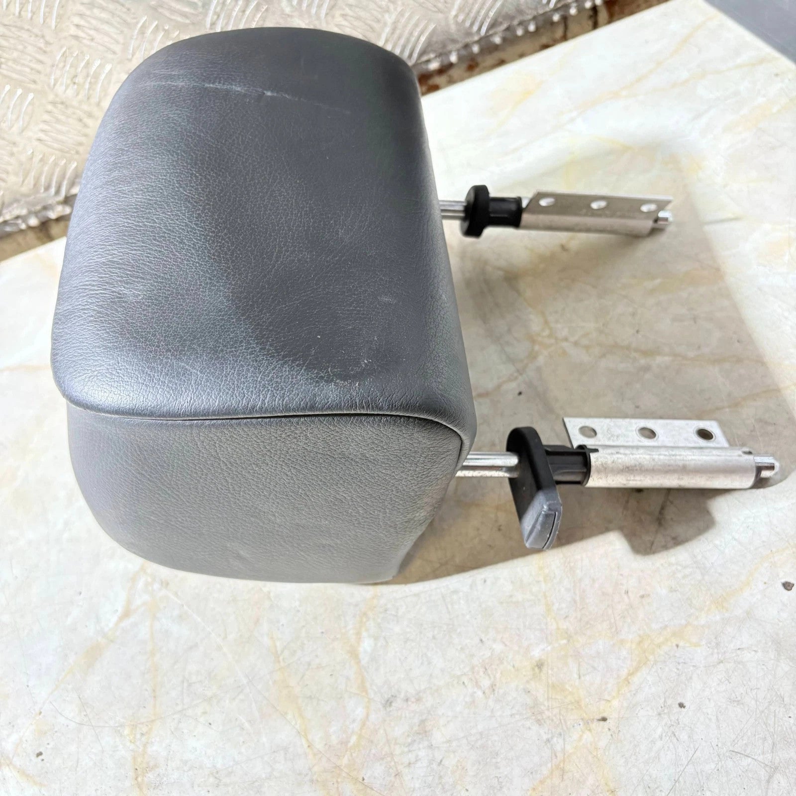Bmw 320Ci Left Passenger Nearside Rear Headrest Head Rest