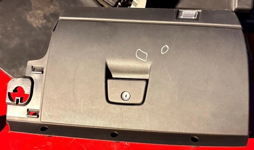 VOLVO V50 04-12 FRONT PASSENGER GLOVE BOX STORAGE COMPARTMENT 9481664