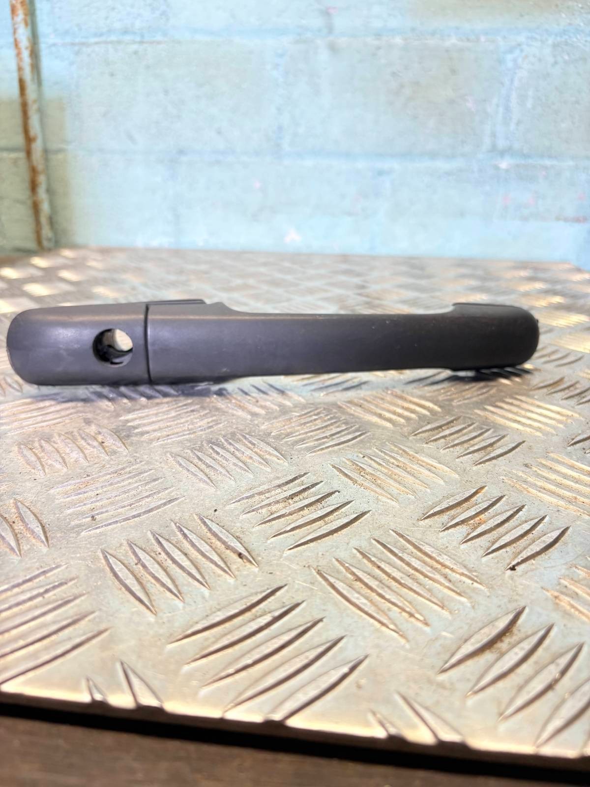 MERCEDES SPRINTER 2007-2015 OSF EXTERIOR DOOR HANDLE