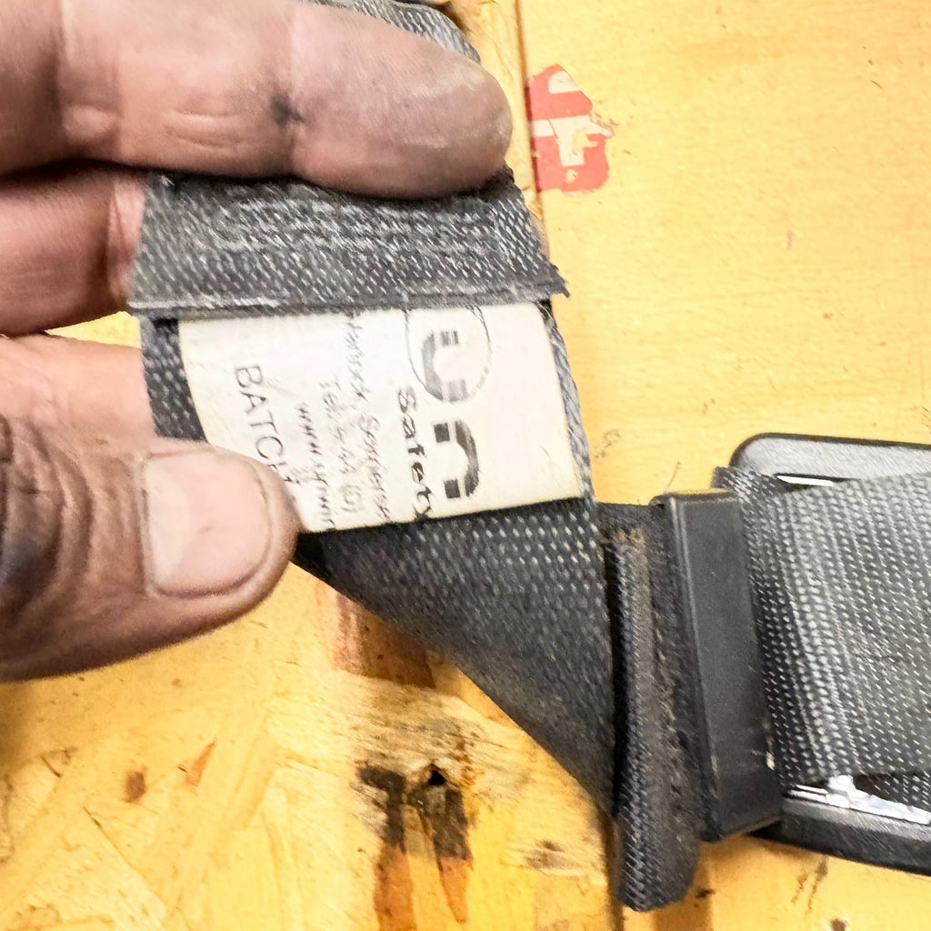 OPEL VIVARO C SEAT BUCKLE REAR RIGHT 2355437B