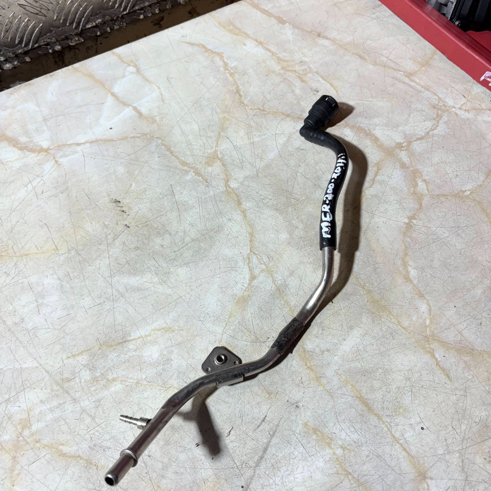 MERCEDES C CLASS C200 VACUUM PIPE A6512300556 2009-15