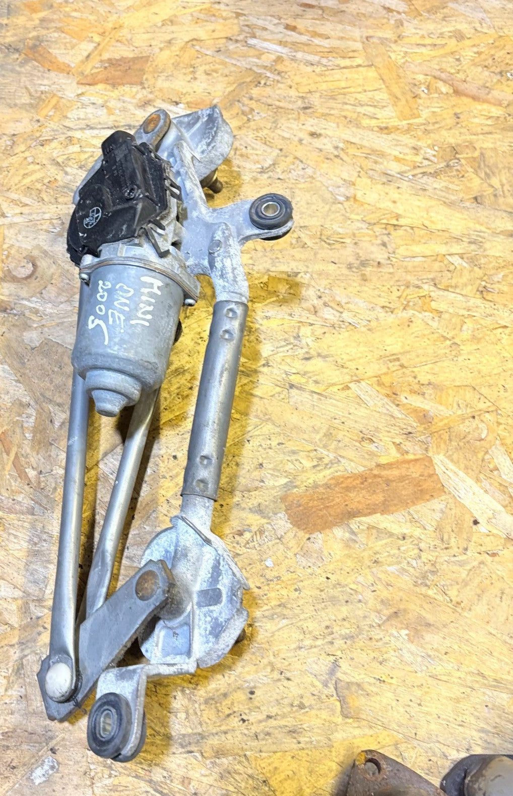 BMW MINI 2001-2006 FRONT WIPER MOTOR LINKAGE 38110-79J10